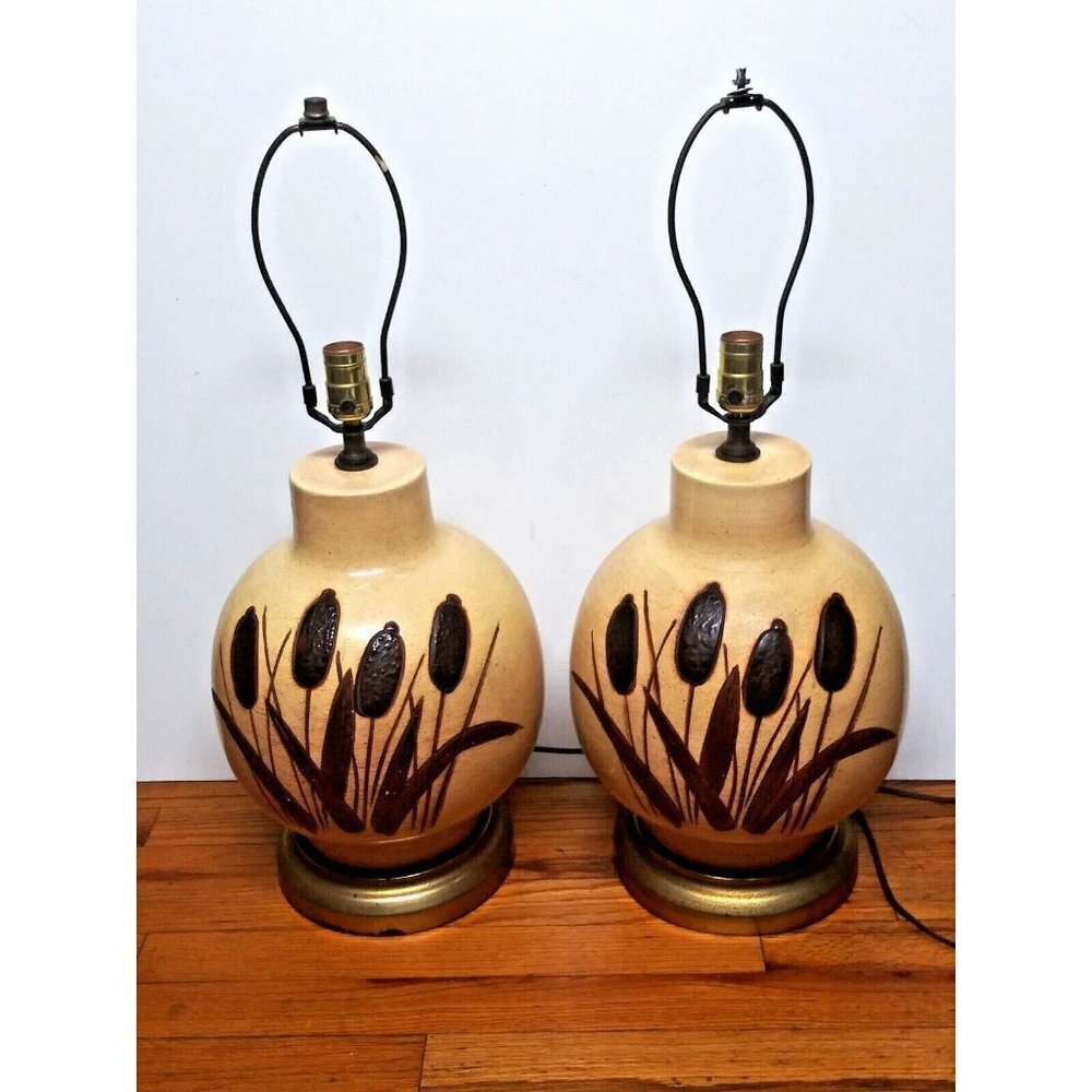 Vintage 1970s Ceramic Cattail Table Lamps Boho MCM 20" x 11" LARGE beige brown